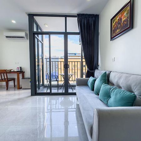 C-Hotel シアヌークビル エクステリア 写真